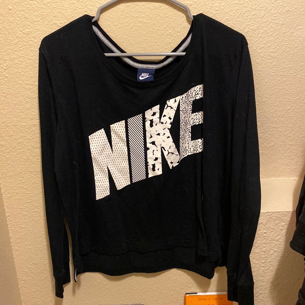 Nike womens shirt